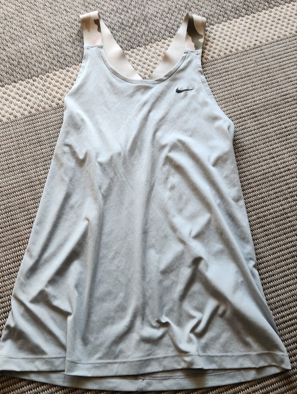 Nike Pro Light Grey Elastic Camo Strap Crossback Workout Tank Top
